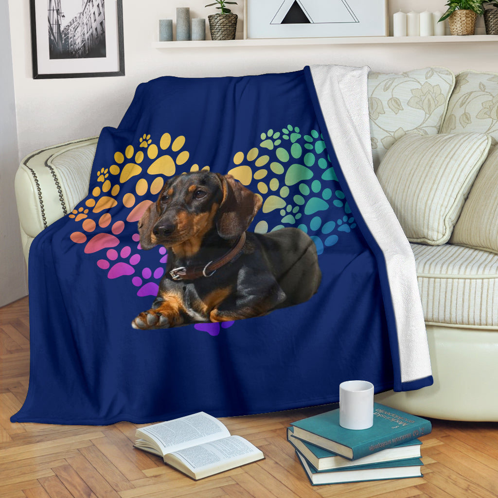 Dachshund Heart Blanket - Black &amp; Tan